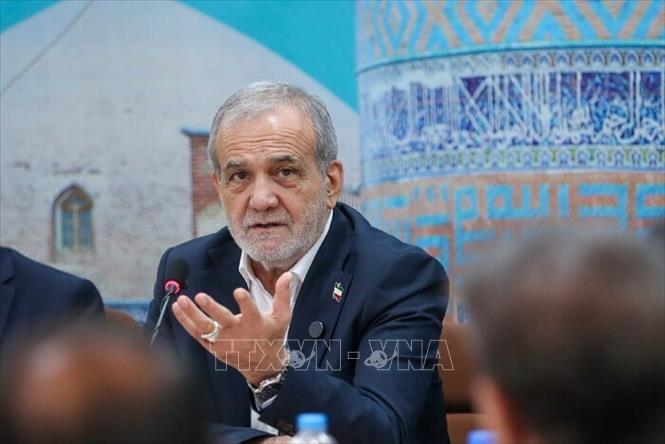 Tổng thống Iran tuyên bố sẵn sàng cho tiến trình hòa bình